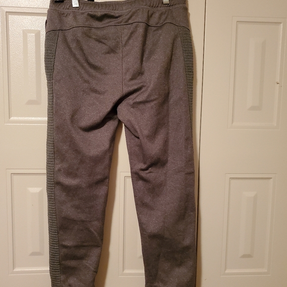 Old Navy - Picture 4 of 5